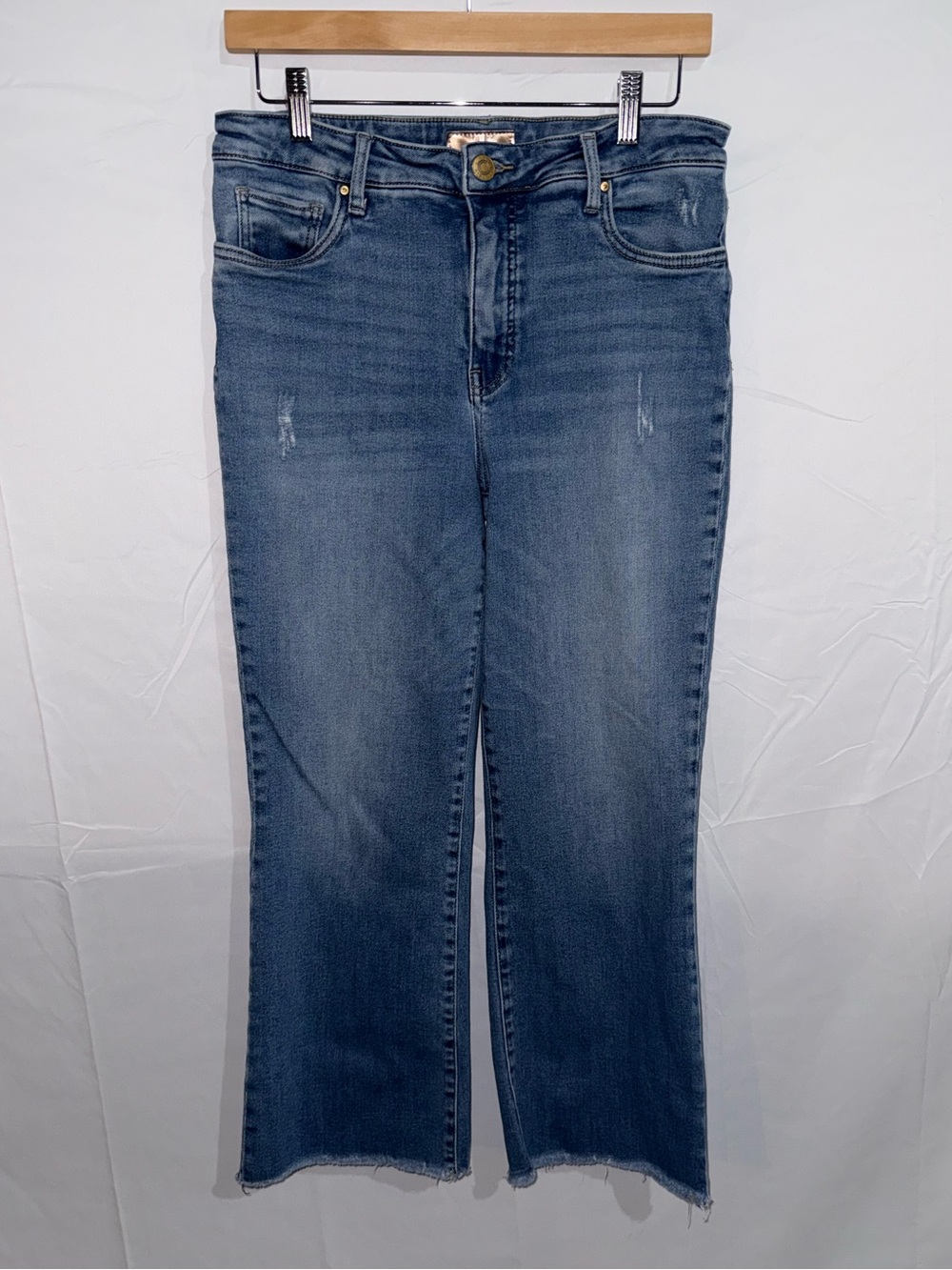 Kut from the Kloth Kelsey Fab Ab Women’s Midwash Blue Straight Jeans